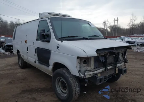 2011 Ford E-350 Super Duty Commercial z USA, uszkodzony, nr VIN 1FTSS3EL0BDA58189